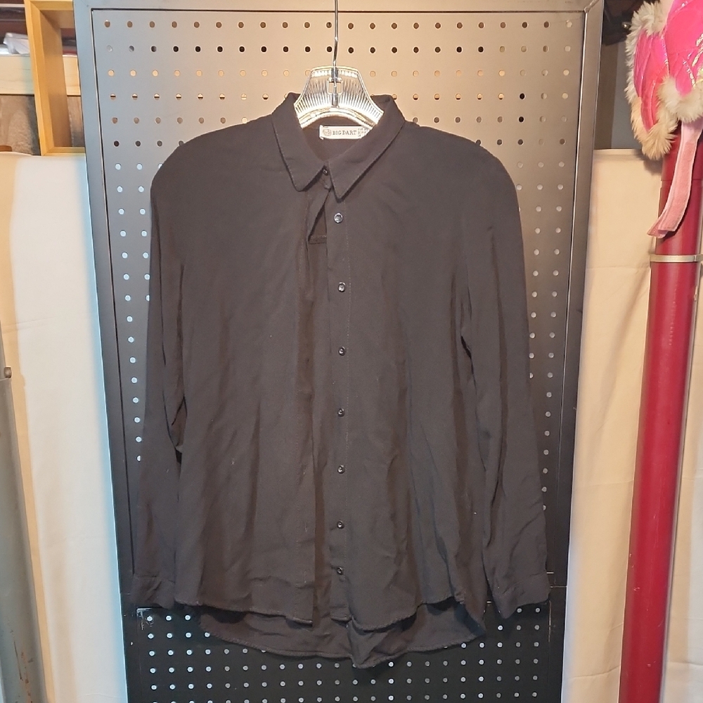 Big Dart Women’s Black Casual Button-Down Shirt